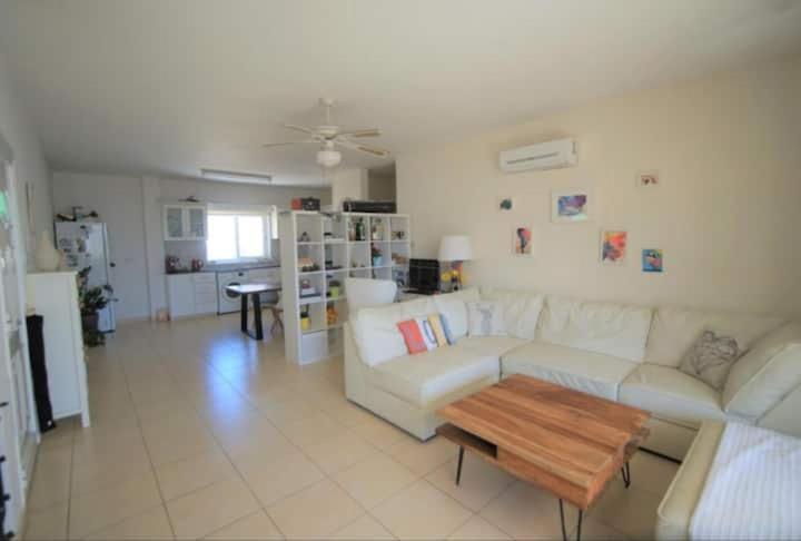 Sunshine Spacious Paphos